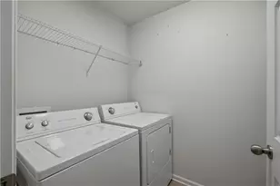 4385 Colchester Creek Dr, Cumming, GA 30040 - Photo 32