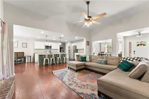 494 Katherine Dr, Jefferson, GA 30549 - Photo 4