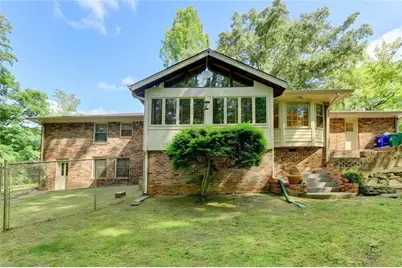 1571 Rochelle Court, Dunwoody, GA 30338 - Photo 28