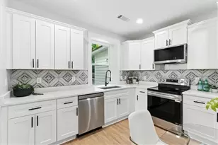 1441 Ezra Church Dr NW, Atlanta, GA 30314 - Photo 8