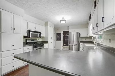 180 Hayes Circle, Rex, GA 30273 - Photo 20