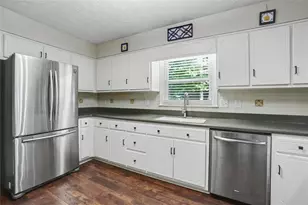 180 Hayes Cir, Rex, GA 30273 - Photo 22