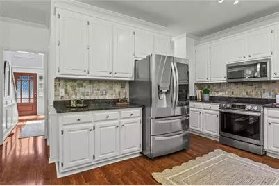 1295 Ashworth Avenue, Marietta, GA 30064 - Photo 16