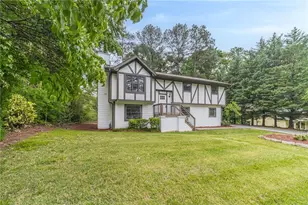 4576 Canda Dr NW, Lilburn, GA 30047 - Photo 4