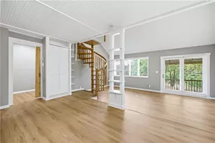 389 Peachtree Rd, Jefferson, GA 30549 - Photo 12