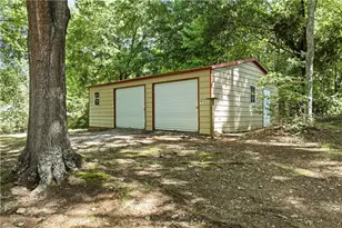 389 Peachtree Rd, Jefferson, GA 30549 - Photo 2