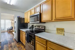 565 Carlton Pointe Dr, Palmetto, GA 30268 - Photo 2