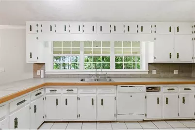 3695 Ledan Road, Gainesville, GA 30506 - Photo 16