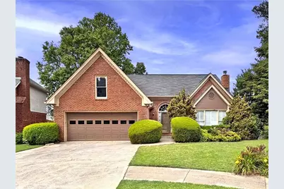 450 Renee Circle, Roswell, GA 30075 - Photo 1