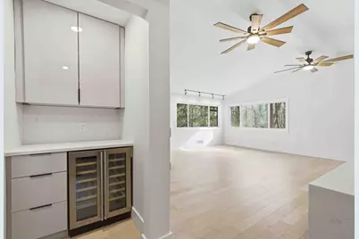 1583 Nantahalla Drive NE, Atlanta, GA 30329 - Photo 8