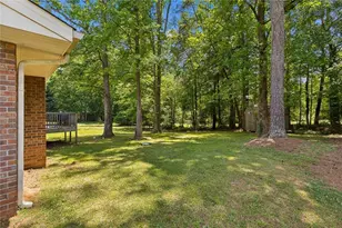 296 Holloway Dr, Canton, GA 30115 - Photo 2