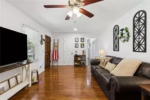 296 Holloway Dr, Canton, GA 30115 - Photo 4