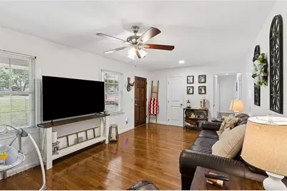 296 Holloway Drive, Canton, GA 30115 - Photo 10