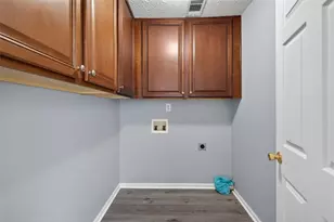 838 Burton Ridge Dr, Loganville, GA 30052 - Photo 16