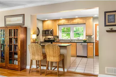 590 N Superior Avenue, Decatur, GA 30033 - Photo 6