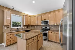 1950 Blackhawk Trail, Lawrenceville, GA 30043 - Photo 14