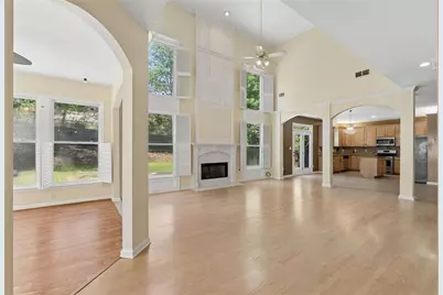 1950 Blackhawk Trail, Lawrenceville, GA 30043 - Photo 2