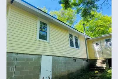110 Bermuda St, Royston, GA 30662 - Photo 2