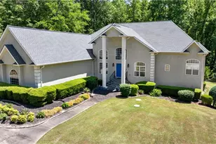 915 Magnolia Way, Hampton, GA 30228 - Photo 1