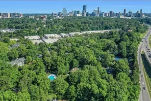 407 NE Summit North Dr NE, Atlanta, GA 30324 - Photo 34