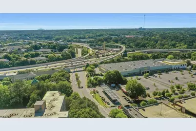 407 NE Summit North Drive NE #407, Atlanta, GA 30324 - Photo 32