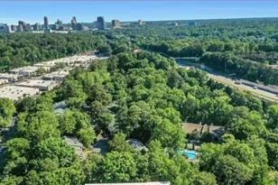 407 NE Summit North Dr NE, Atlanta, GA 30324 - Photo 42