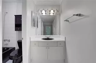 407 NE Summit North Dr NE, Atlanta, GA 30324 - Photo 22