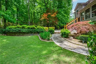 1429 Shadowrock Ct, Marietta, GA 30062 - Photo 4