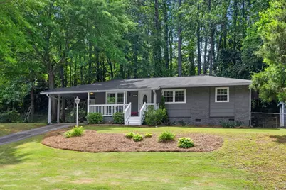948 Creekdale Drive, Clarkston, GA 30021 - Photo 2