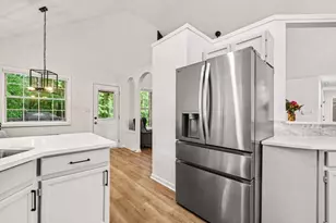 2823 Candler Run SW, Marietta, GA 30064 - Photo 16