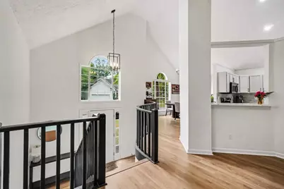2823 Candler Run SW, Marietta, GA 30064 - Photo 8