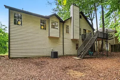 2823 Candler Run SW, Marietta, GA 30064 - Photo 6