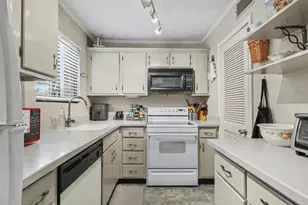 1624 Briarcliff Rd NE, Atlanta, GA 30306 - Photo 18