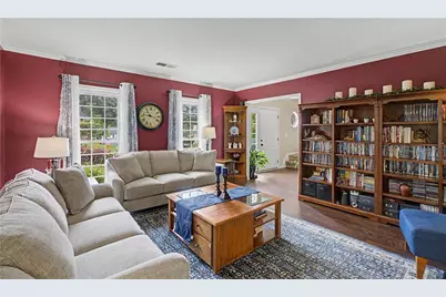 370 Oak Terrace, Alpharetta, GA 30009 - Photo 8