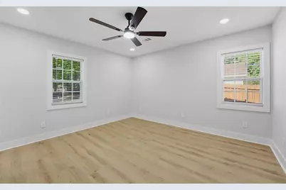 2681 Oldknow Drive NW, Atlanta, GA 30318 - Photo 10