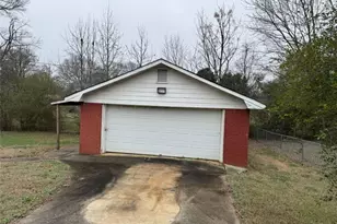 1960 Klondike Rd, Conyers, GA 30094 - Photo 14
