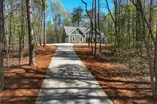 320 Fern Park Dr, Dawsonville, GA 30534 - Photo 2