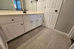 938 Charleston Ct, Gainesville, GA 30501 - Photo 12