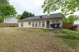 5825 April Dr, Sugar Hill, GA 30518 - Photo 32