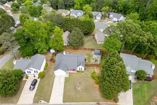 5825 April Dr, Sugar Hill, GA 30518 - Photo 38
