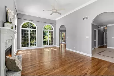 978 Laurel Springs Lane SW, Marietta, GA 30064 - Photo 12