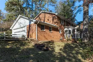 6395 Colewood Ct, Atlanta, GA 30328 - Photo 36