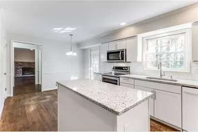 6395 Colewood Court, Atlanta, GA 30328 - Photo 14