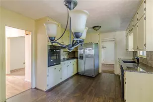 4007 Bontura Ct, Stone Mountain, GA 30083 - Photo 12