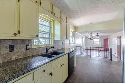 4007 Bontura Court, Stone Mountain, GA 30083 - Photo 10