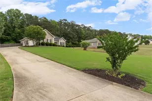 122 Crescent Dr, Newnan, GA 30265 - Photo 6