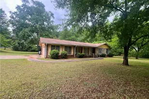 90 Club Cir, Stockbridge, GA 30281 - Photo 2