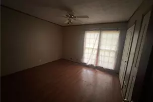 90 Club Cir, Stockbridge, GA 30281 - Photo 8