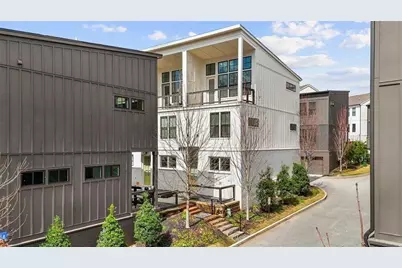 900 Brees Court NW, Atlanta, GA 30318 - Photo 2