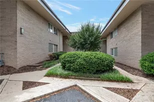 346 Carpenter Dr, Atlanta, GA 30328 - Photo 4